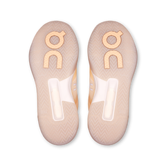 On Running Women's The Roger Advantage Pro Shoes - Blonde / Gardenia