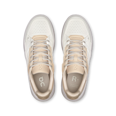 On Running Women's The Roger Clubhouse Shoes - White / Pearl