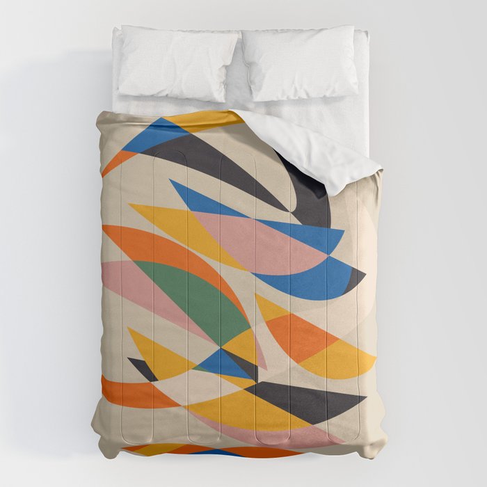 //05 Comforter