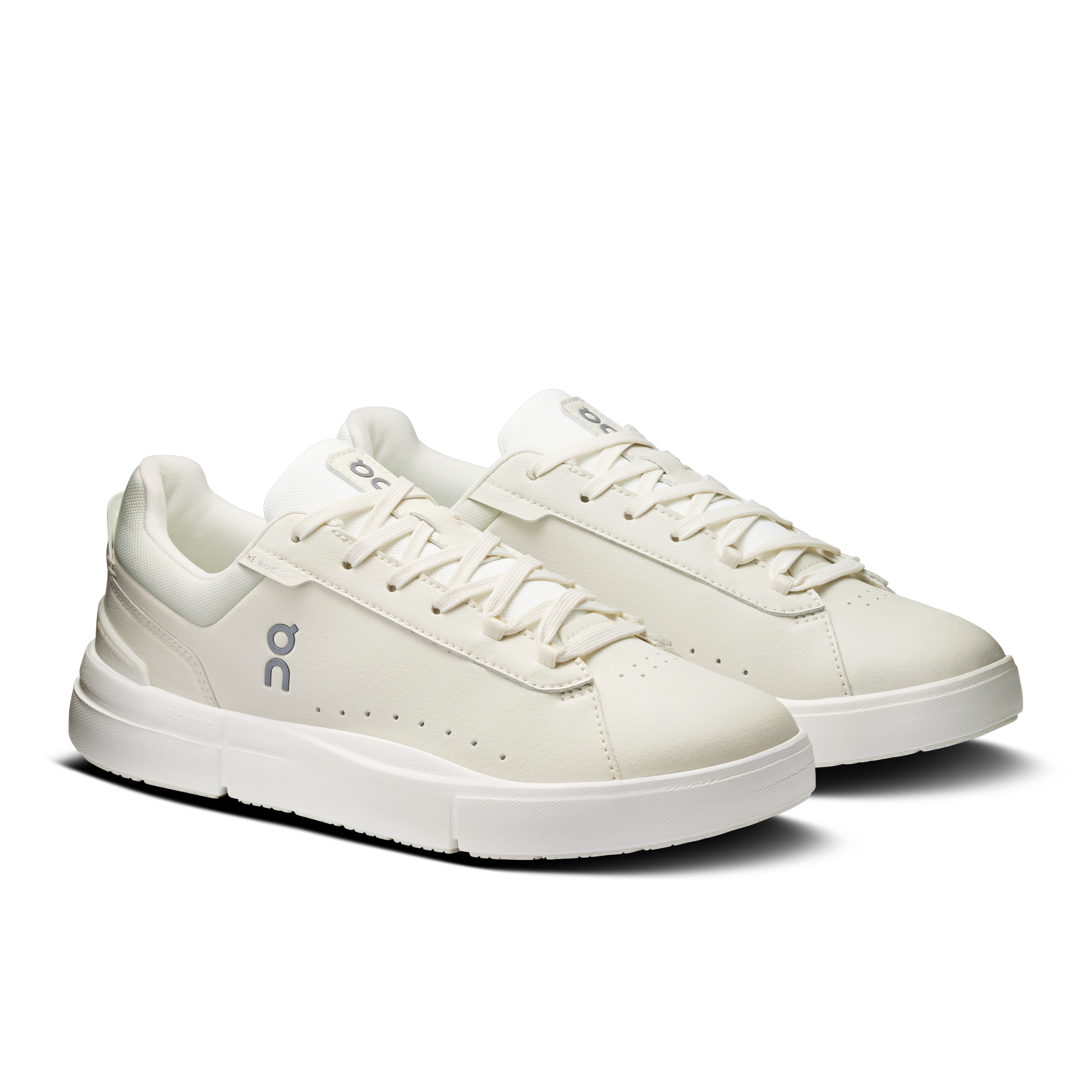 On Running Women's The Roger Advantage Shoes - Ivory / Ivory