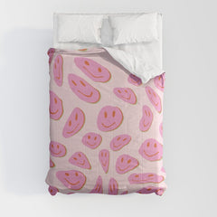 70s retro pink smiles pattern  Comforter