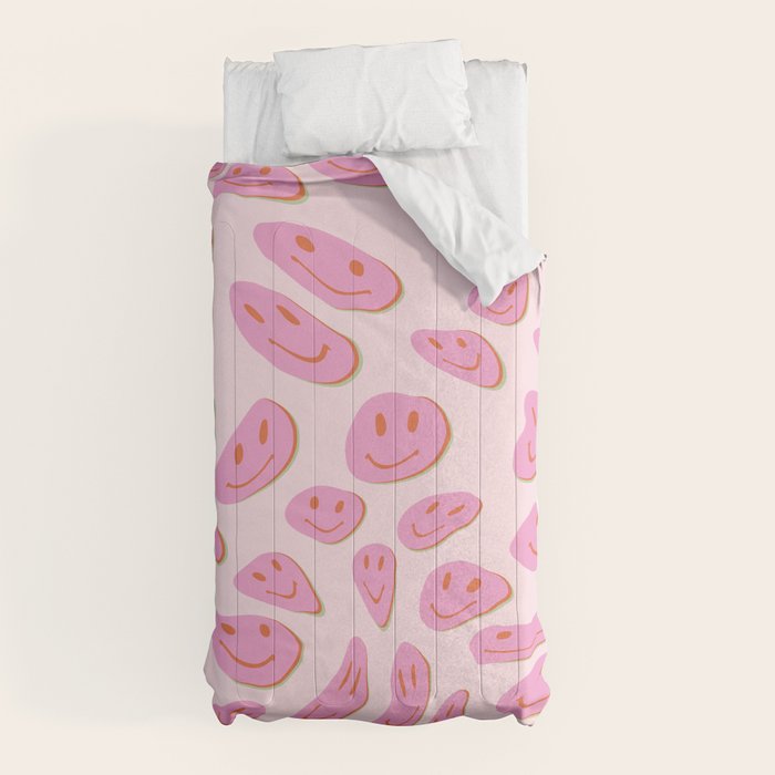 70s retro pink smiles pattern  Comforter