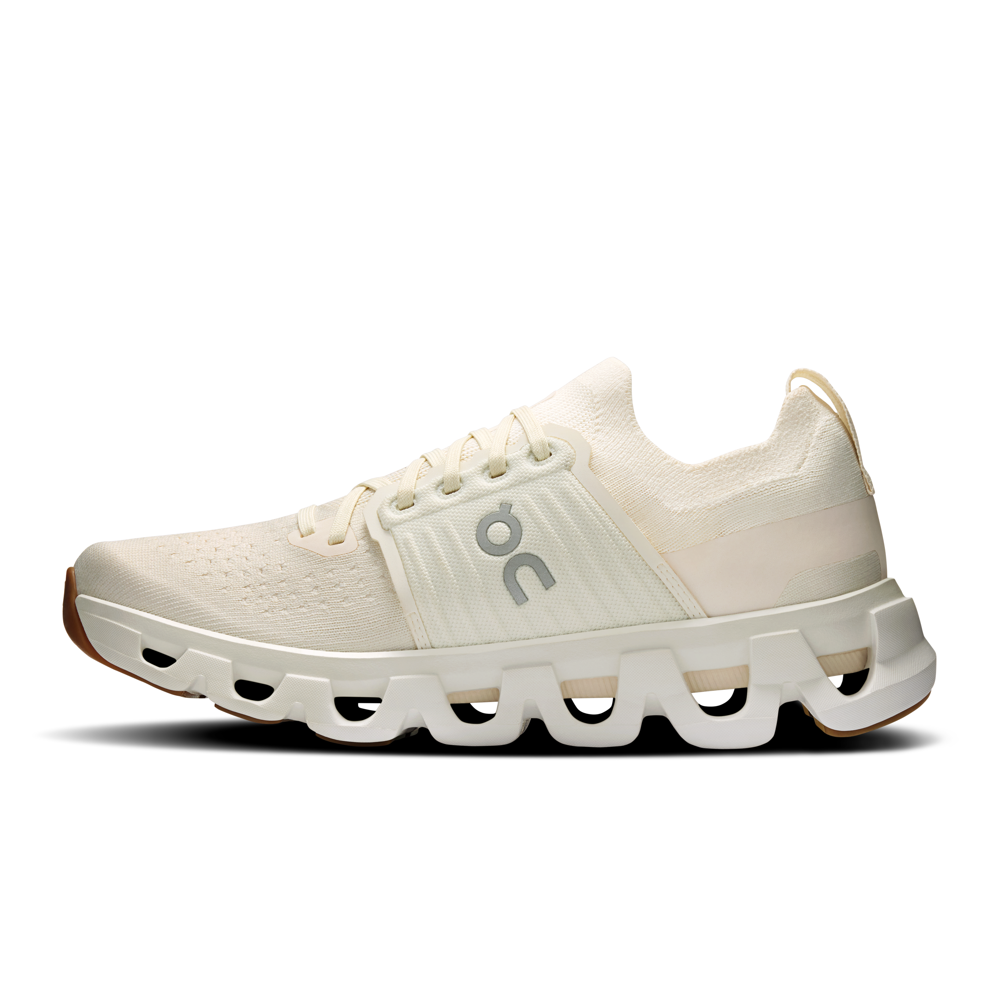 On Running Women's Cloudswift 4 Shoes - Ivory / Dew