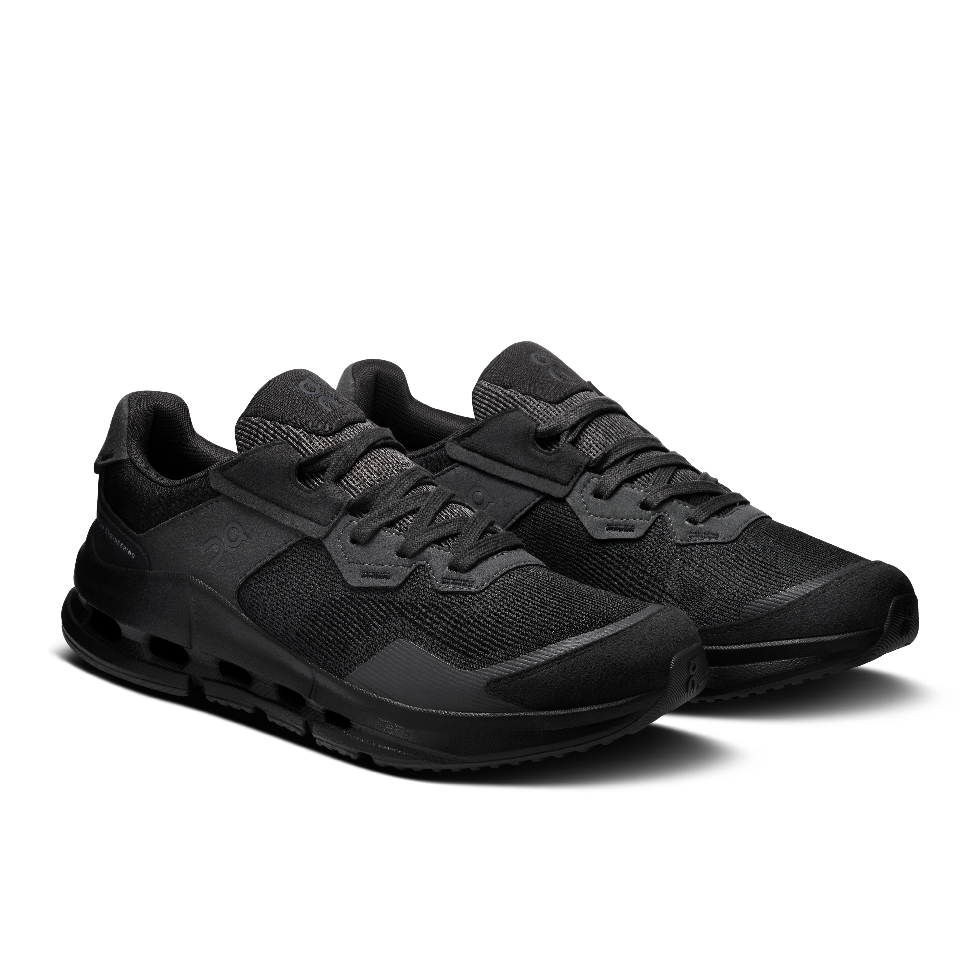 On Running Men's Cloudnova Rift Shoes - Black / Black