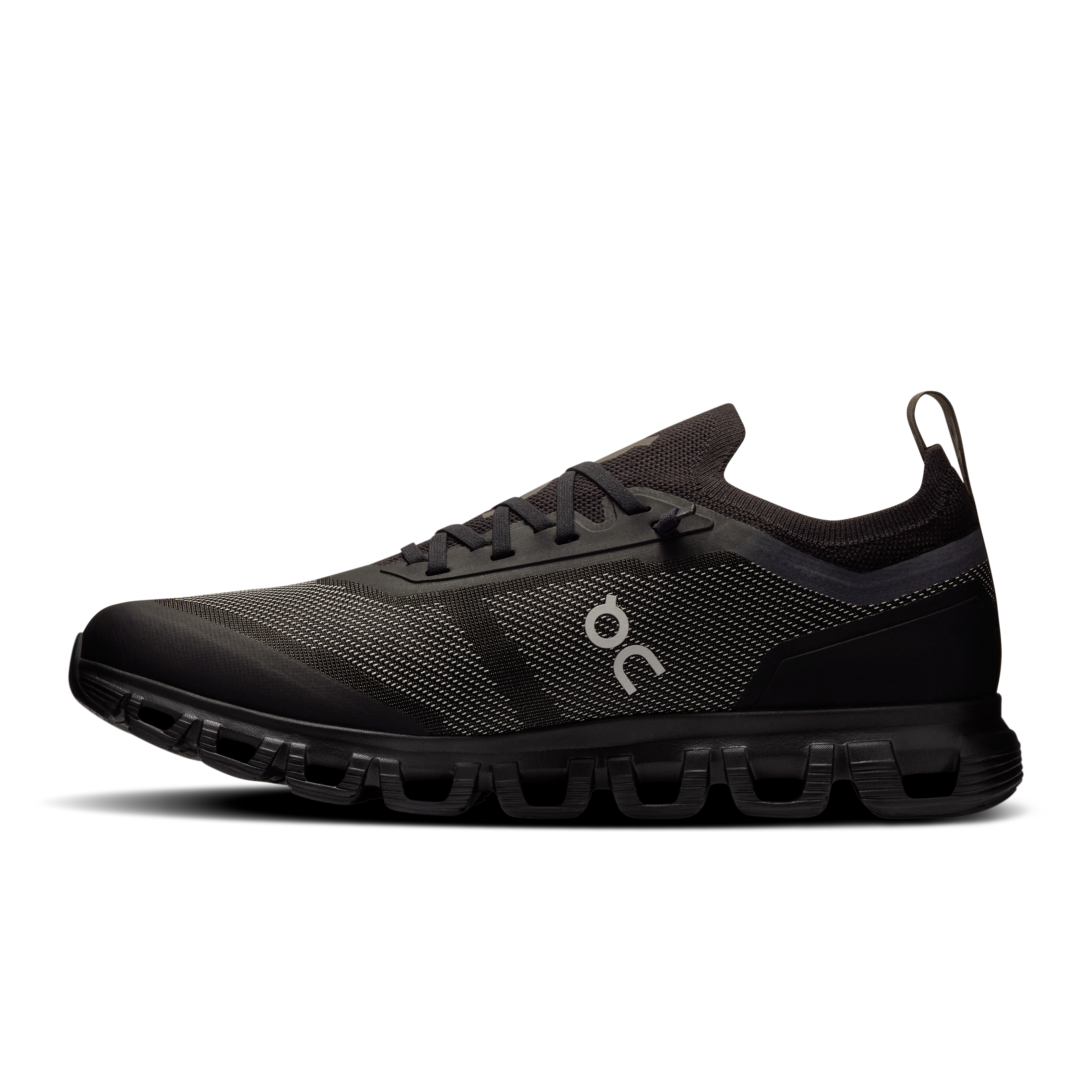 On Running Men's Cloud 6 Versa Shoes - Black / Eclipse