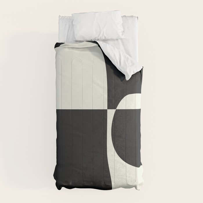 // Reverse 02 Comforter