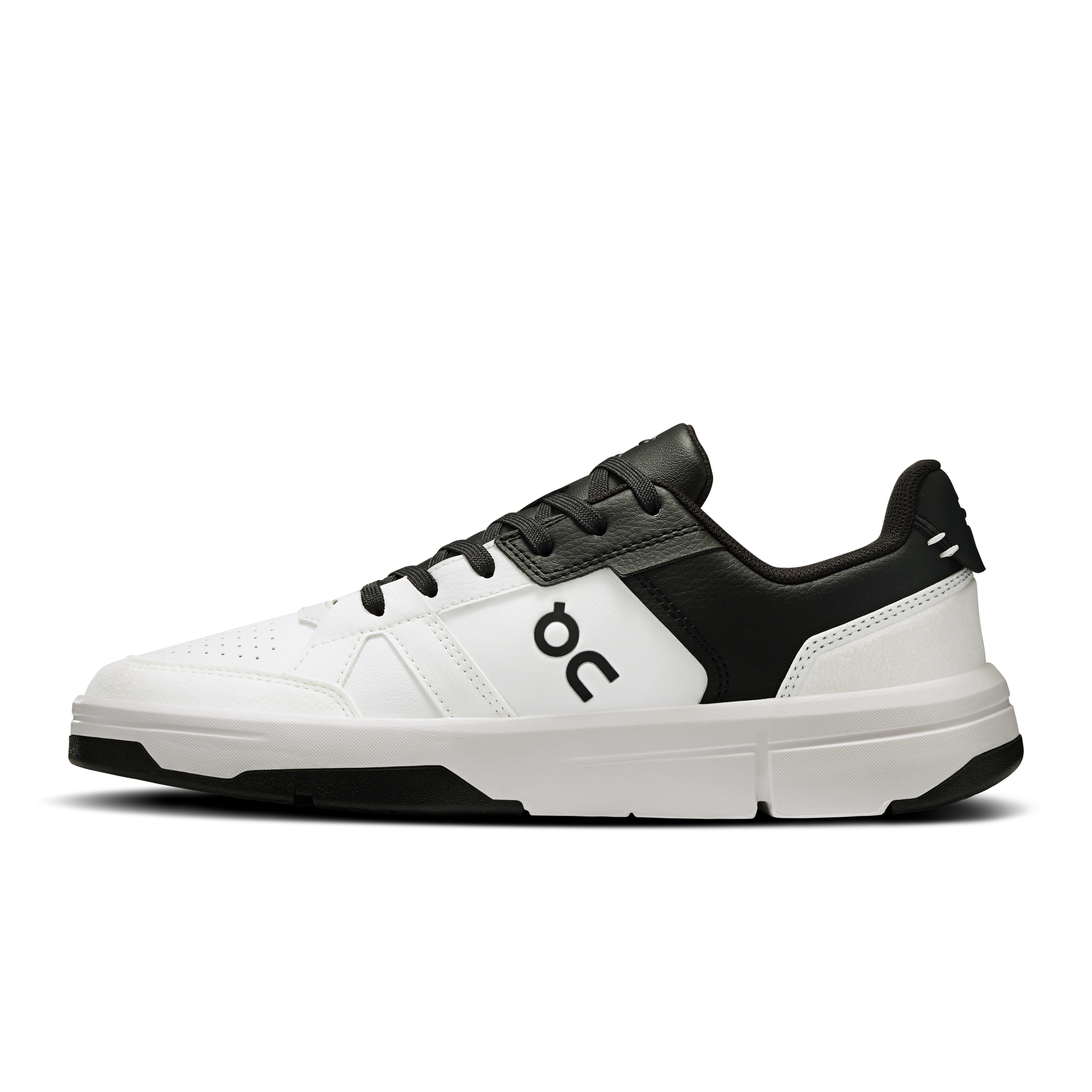 On Running Women's The Roger Clubhouse Shoes - White / Black