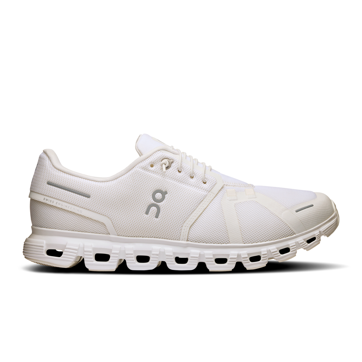 On Running Men's Cloud 6 Wide Shoes - White / White
