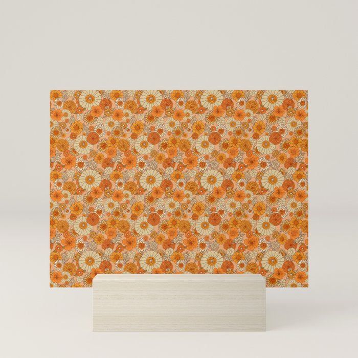 70s retro vintage daisies, flowers, orange, peach Mini Art Print