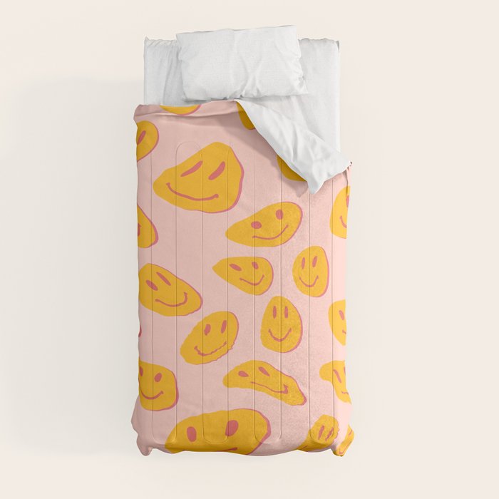 70s retro yellow smile face illustration  Comforter