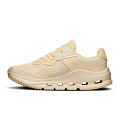 On Running Women's Cloudnova Rift Shoes - Castor / Castor