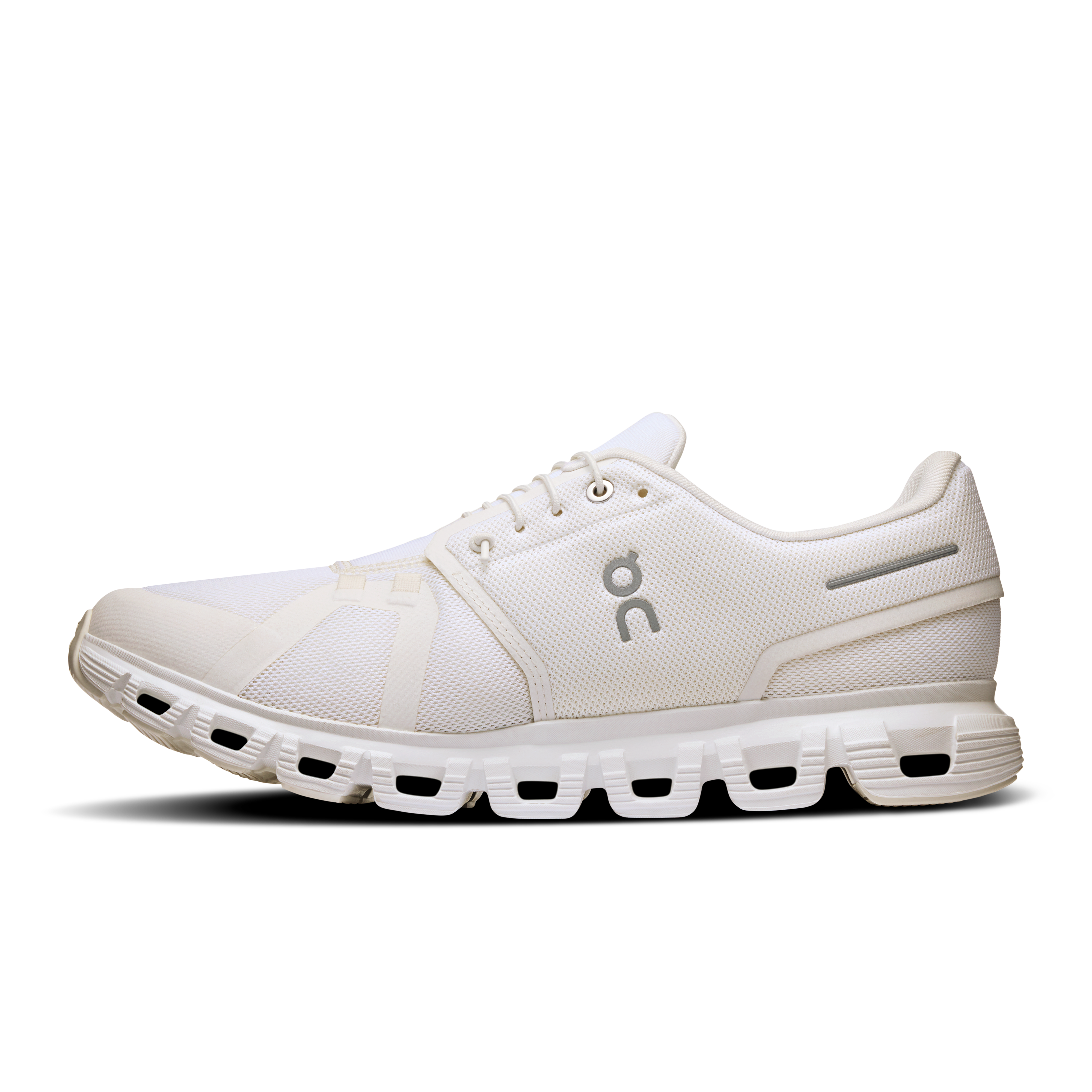 On Running Men's Cloud 6 Wide Shoes - White / White
